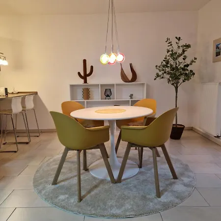 Cozy Apartment: Design Superior Zentral - Kueche - Balkon Appartamento