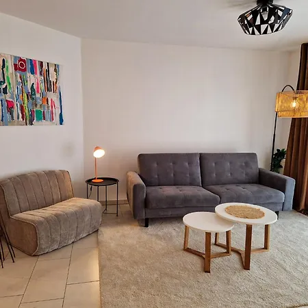 Cozy Apartment: Design Superior Zentral - Küche - Balkon