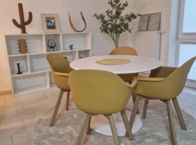 Apartamento Cozy Apartment: Design Superior Zentral - Küche - Balkon Cloppenburg